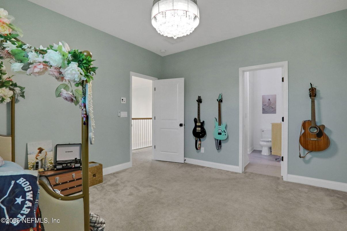 Chandelier, Interior