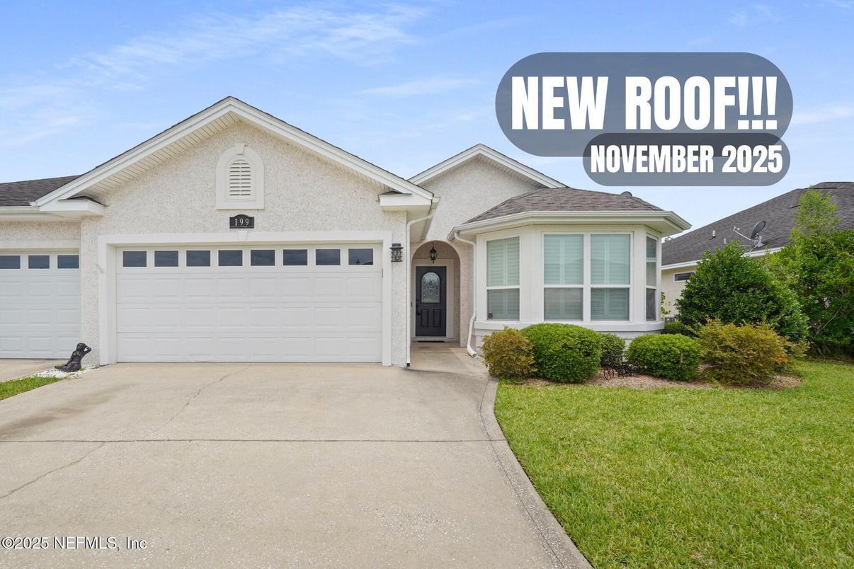 Attached, Exterior, Facade, None