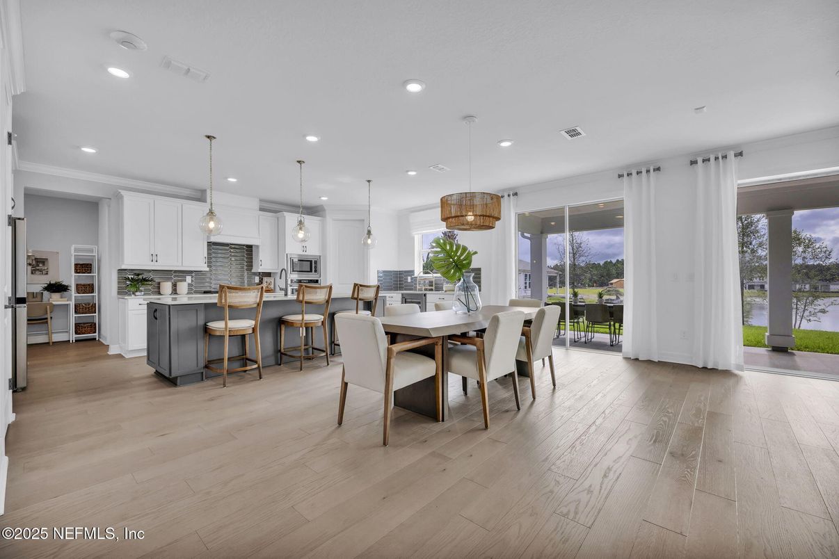 Dining room, Interior, Kitchen, Pendant Lights, Recessed Lighting, Wood Texture Flooring