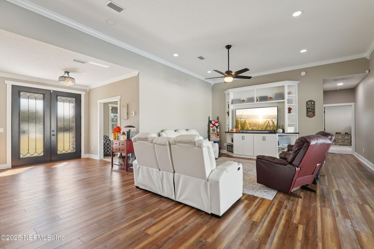 Interior, Living room, Recessed Lighting, Wood Texture Flooring