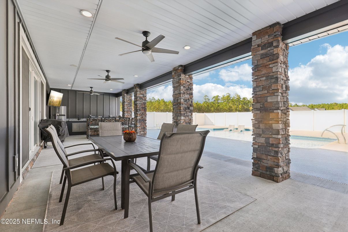 Exterior, Pool, Recessed Lighting