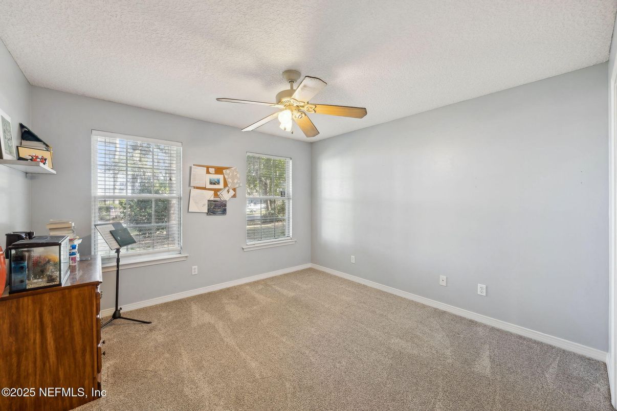 Home Office, Interior