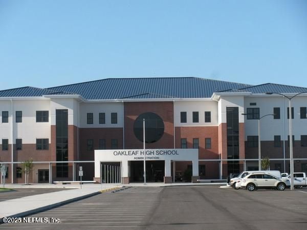 Exterior, Facade, Condo Building