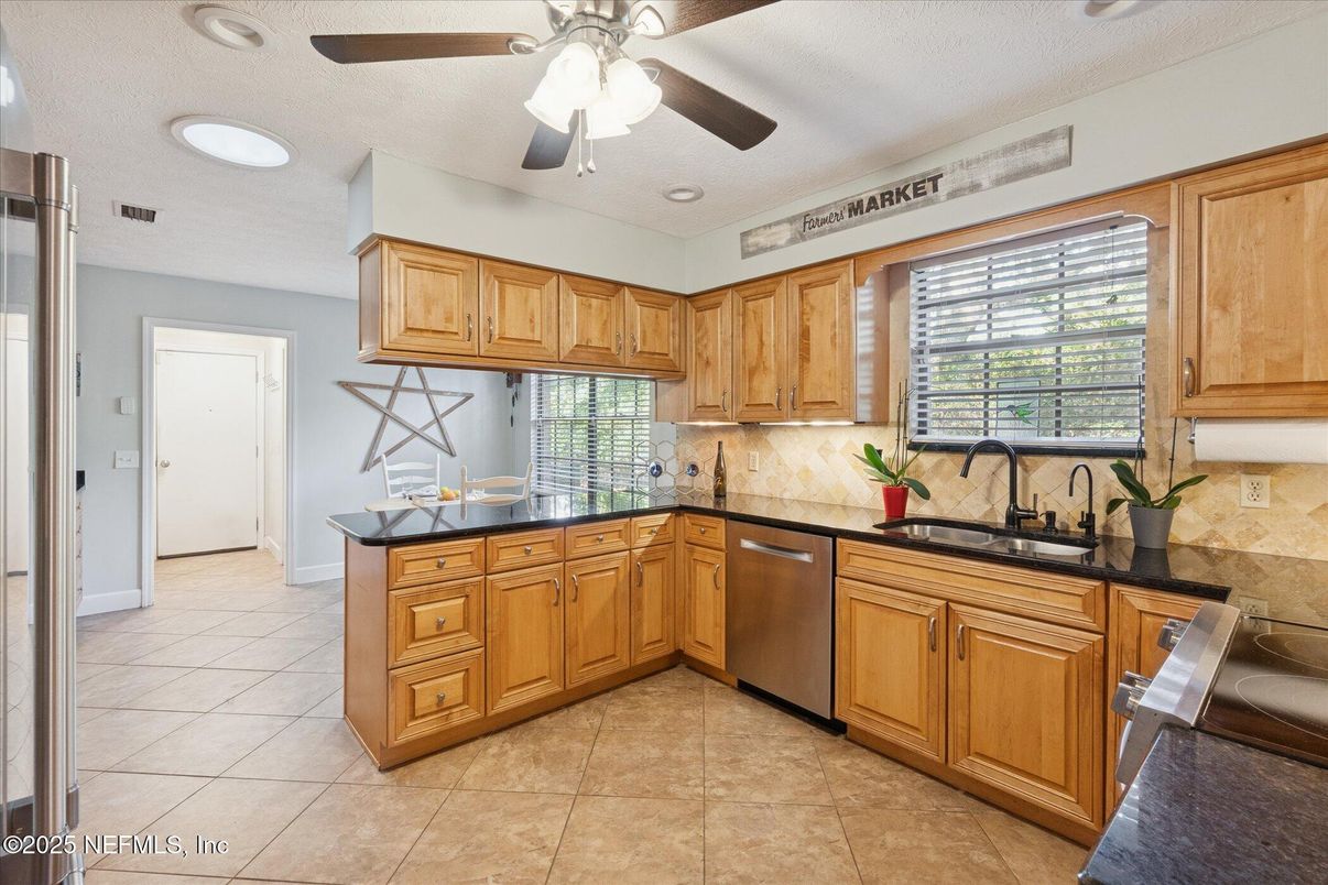 Interior, Kitchen, Recessed Lighting