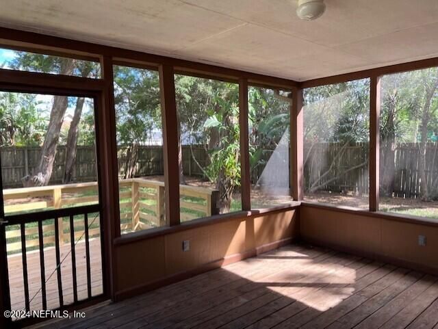 Interior, Sun Room, Wood Texture Flooring