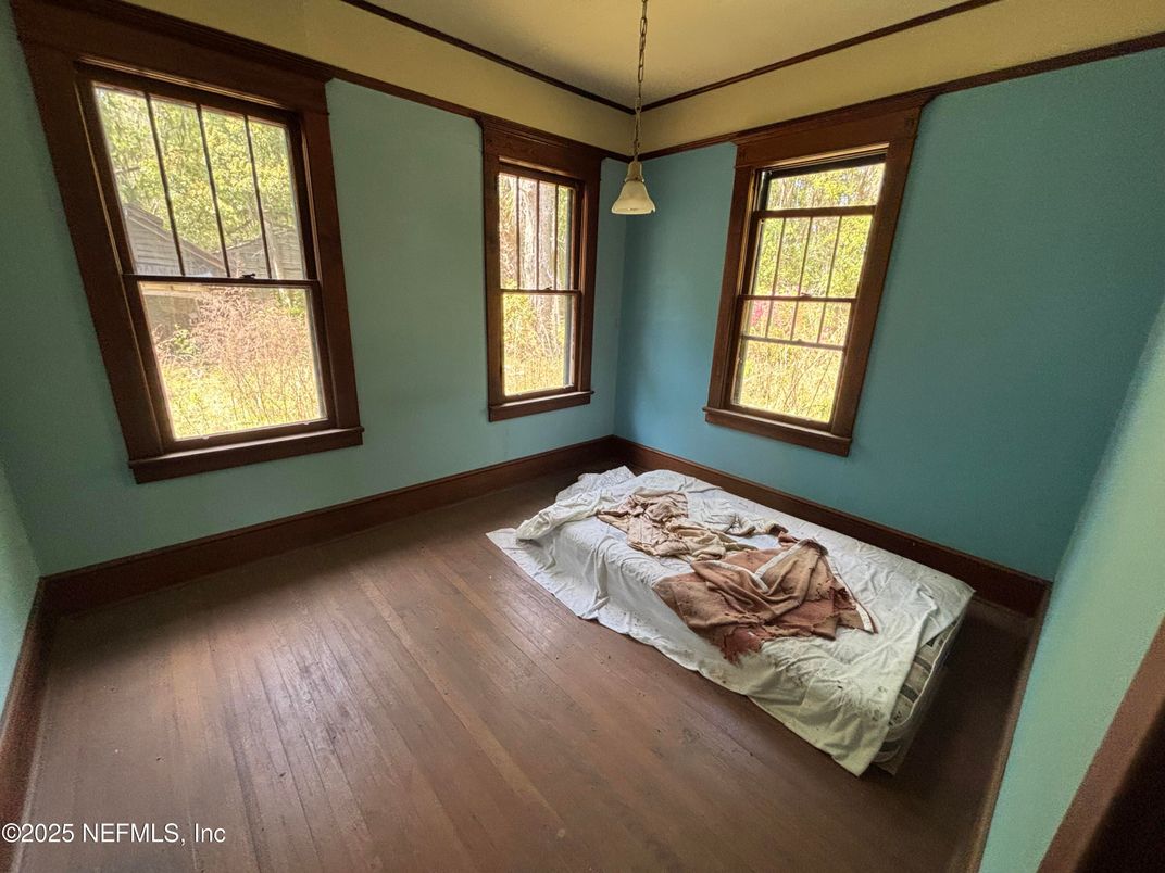 Bedroom, Interior, Pendant Lights, Wood Texture Flooring