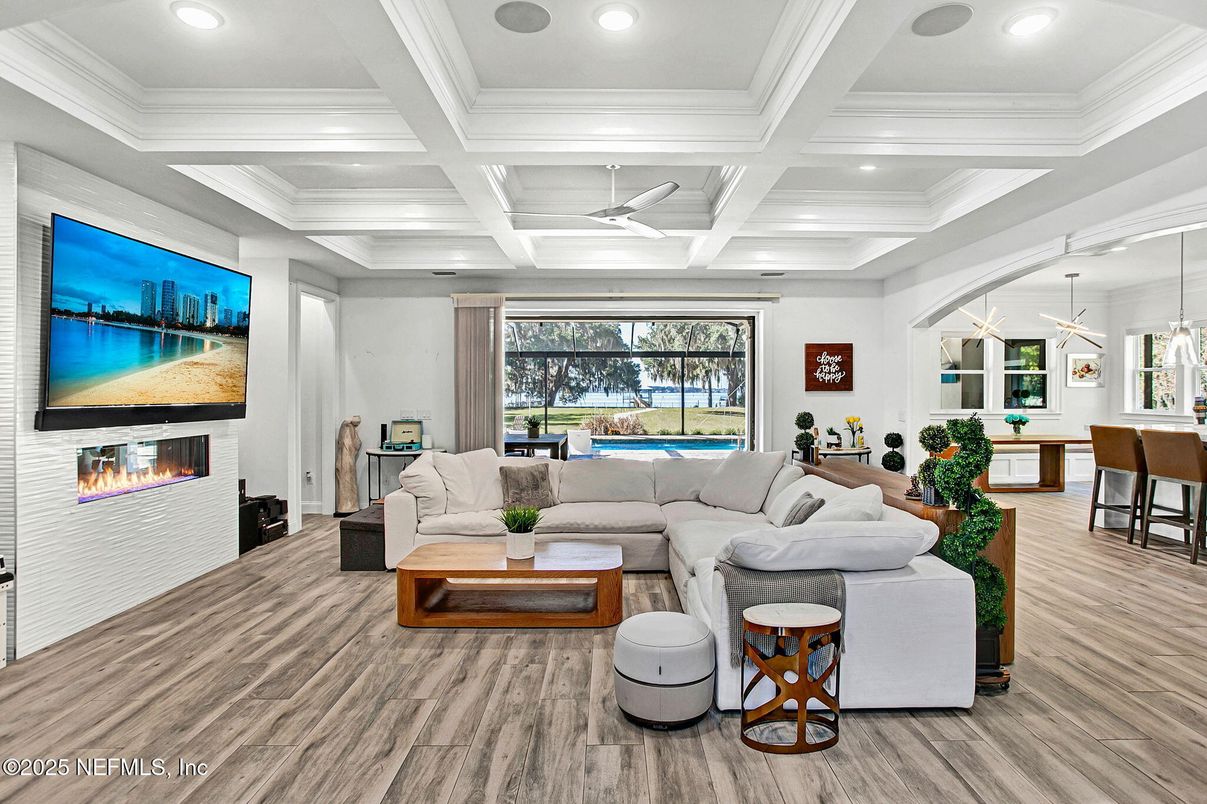 Fireplace, Interior, Living room, Pendant Lights, Recessed Lighting, Wood Texture Flooring