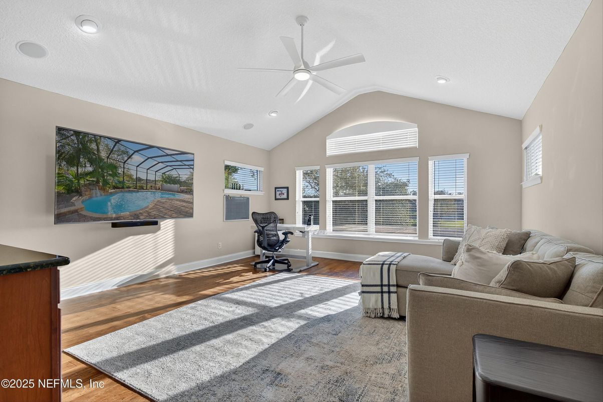 Home Office, Interior, Living room, Recessed Lighting, Wood Texture Flooring