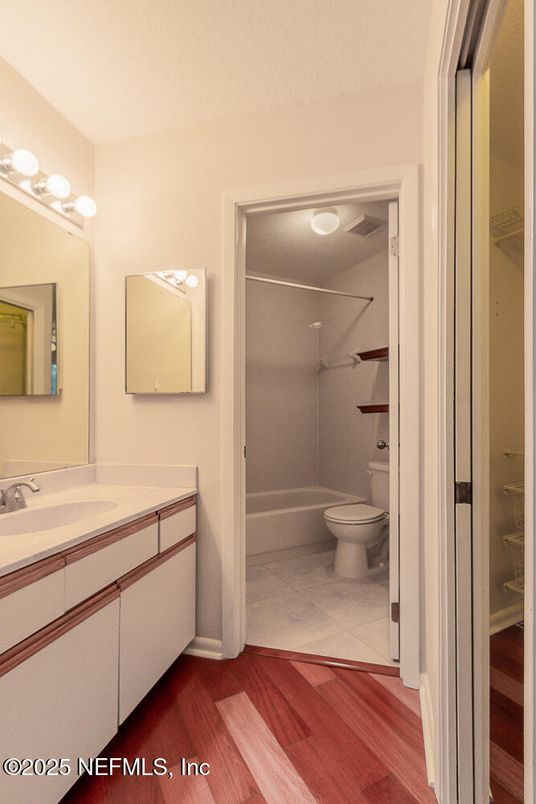 Bathroom, Interior, Wood Texture Flooring