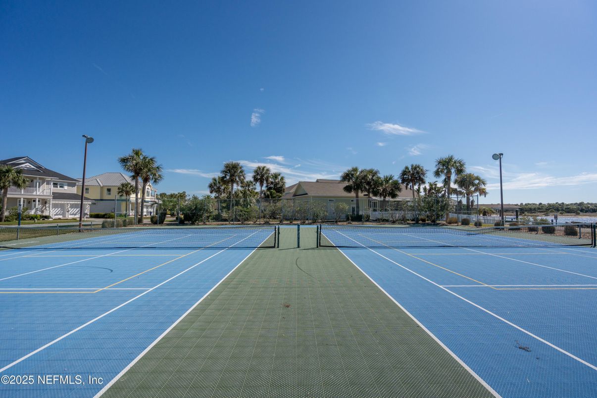 Exterior, Tennis Courts