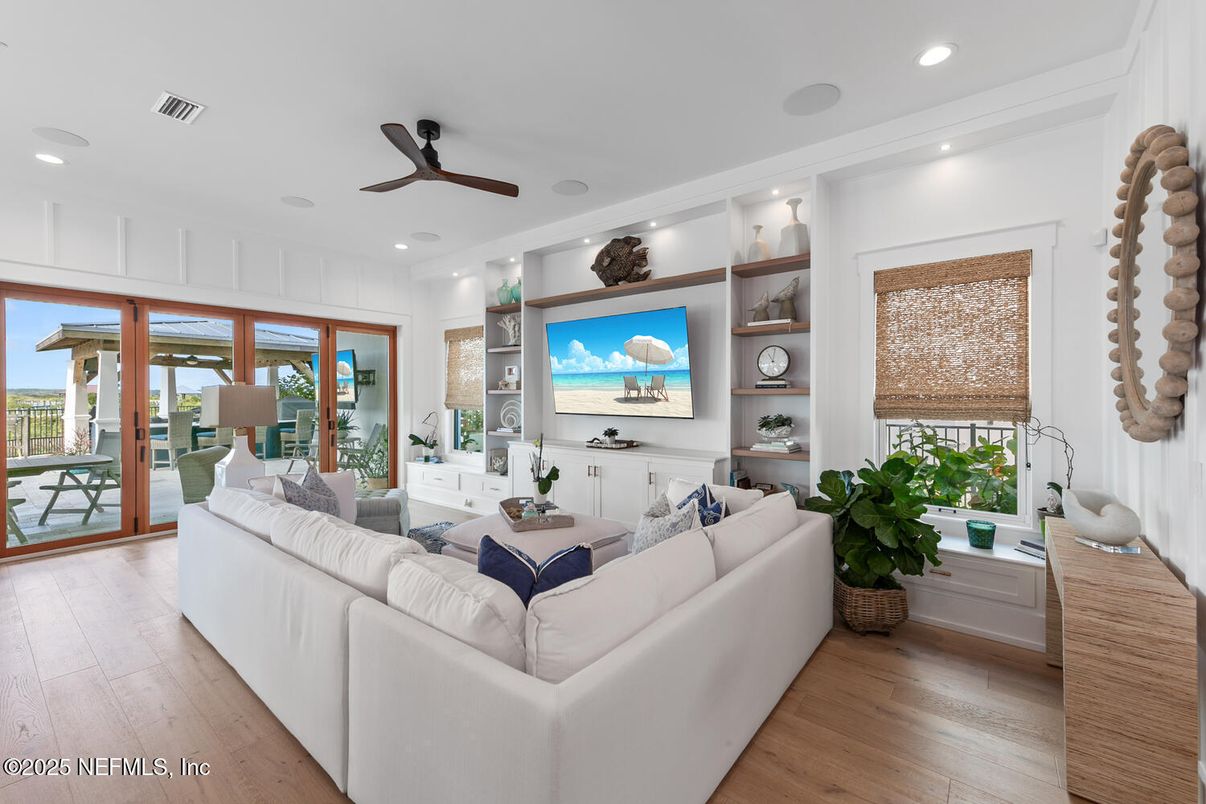 Interior, Living room, Recessed Lighting, Wood Texture Flooring