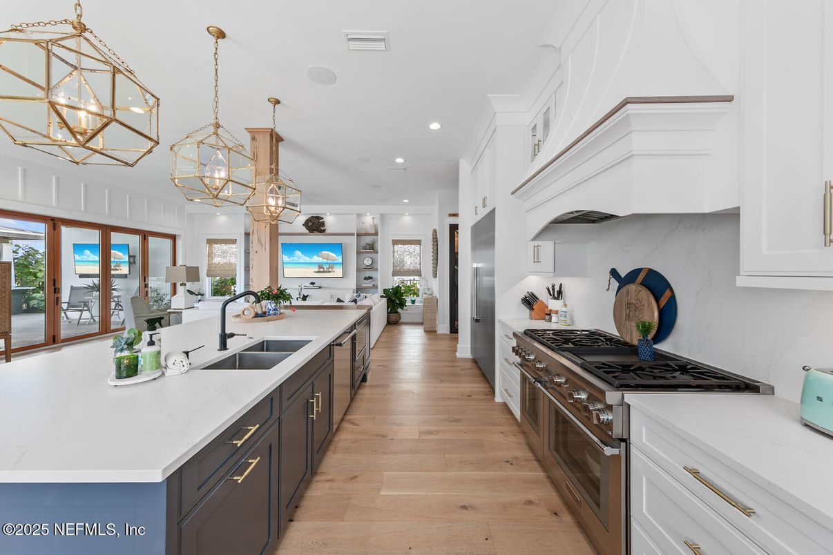 Chandelier, Interior, Kitchen, Pendant Lights, Recessed Lighting, Wood Texture Flooring