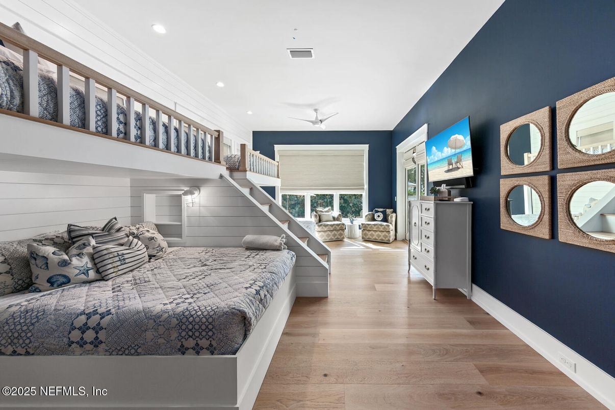 Bedroom, Interior, Recessed Lighting, Wood Texture Flooring