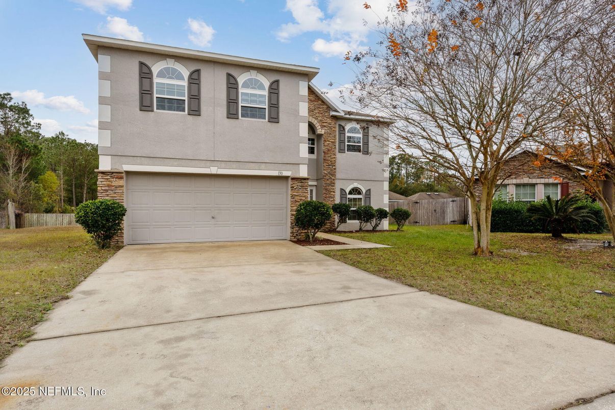 Attached, Exterior, Facade, Split Level