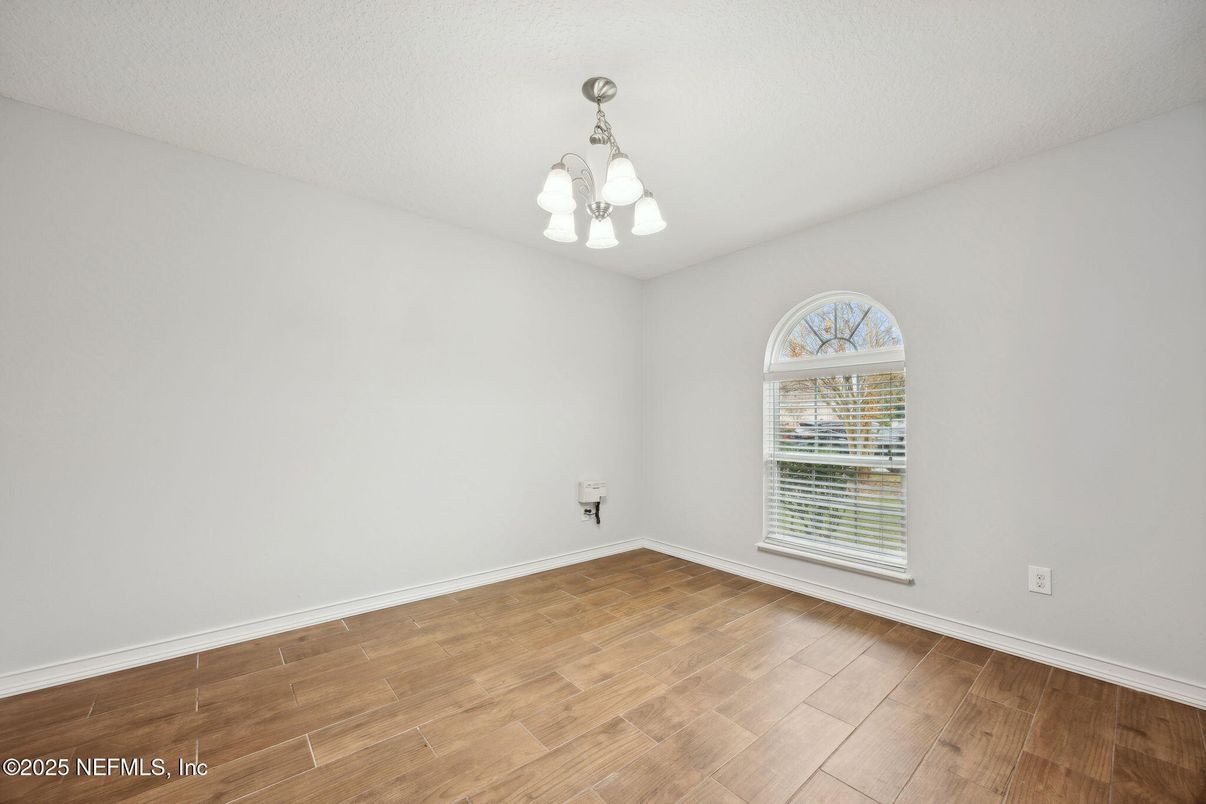Chandelier, Empty room, Interior, Wood Texture Flooring