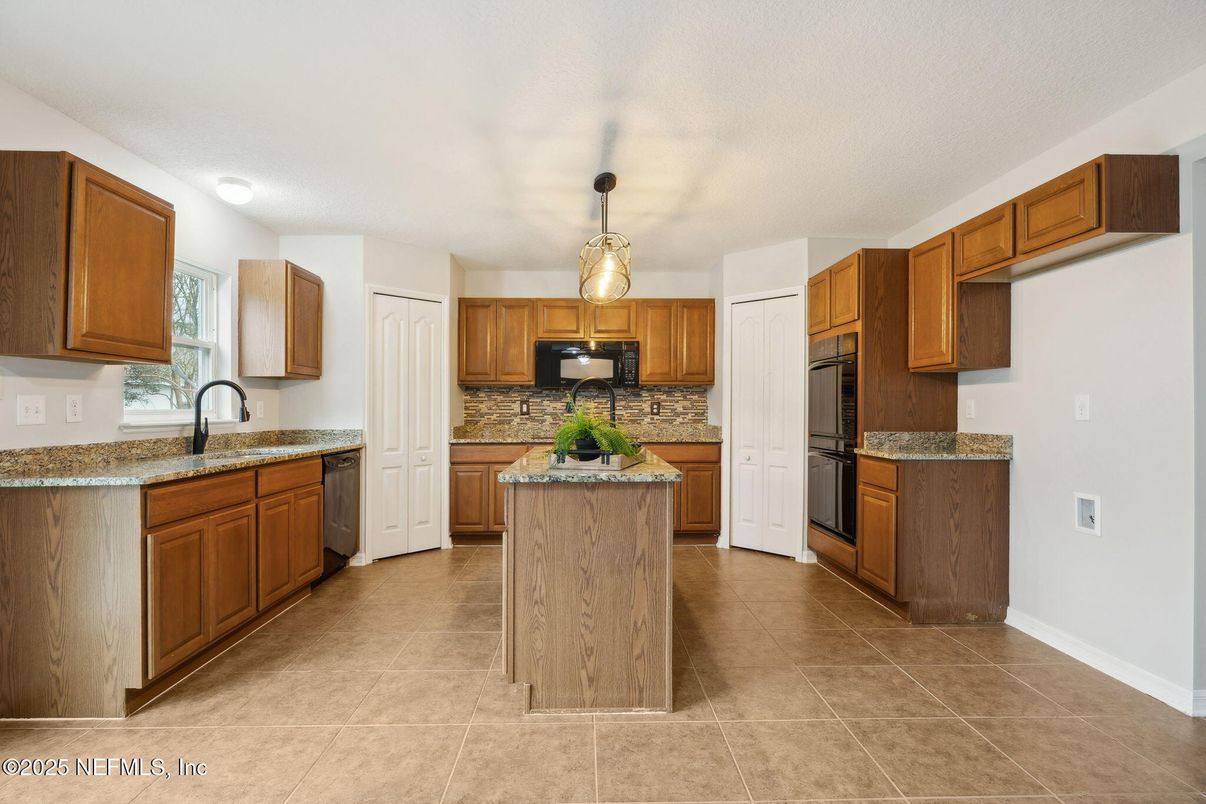Interior, Kitchen, Pendant Lights