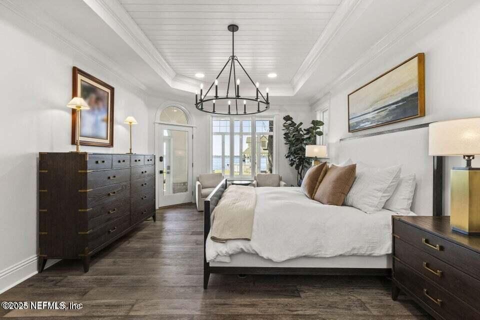 Bedroom, Chandelier, Interior, Pendant Lights, Recessed Lighting, Wood Texture Flooring
