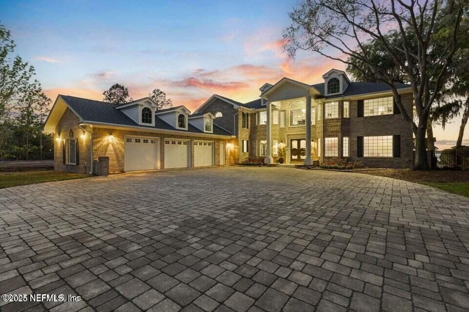 Attached, Exterior, Facade, French Provincial