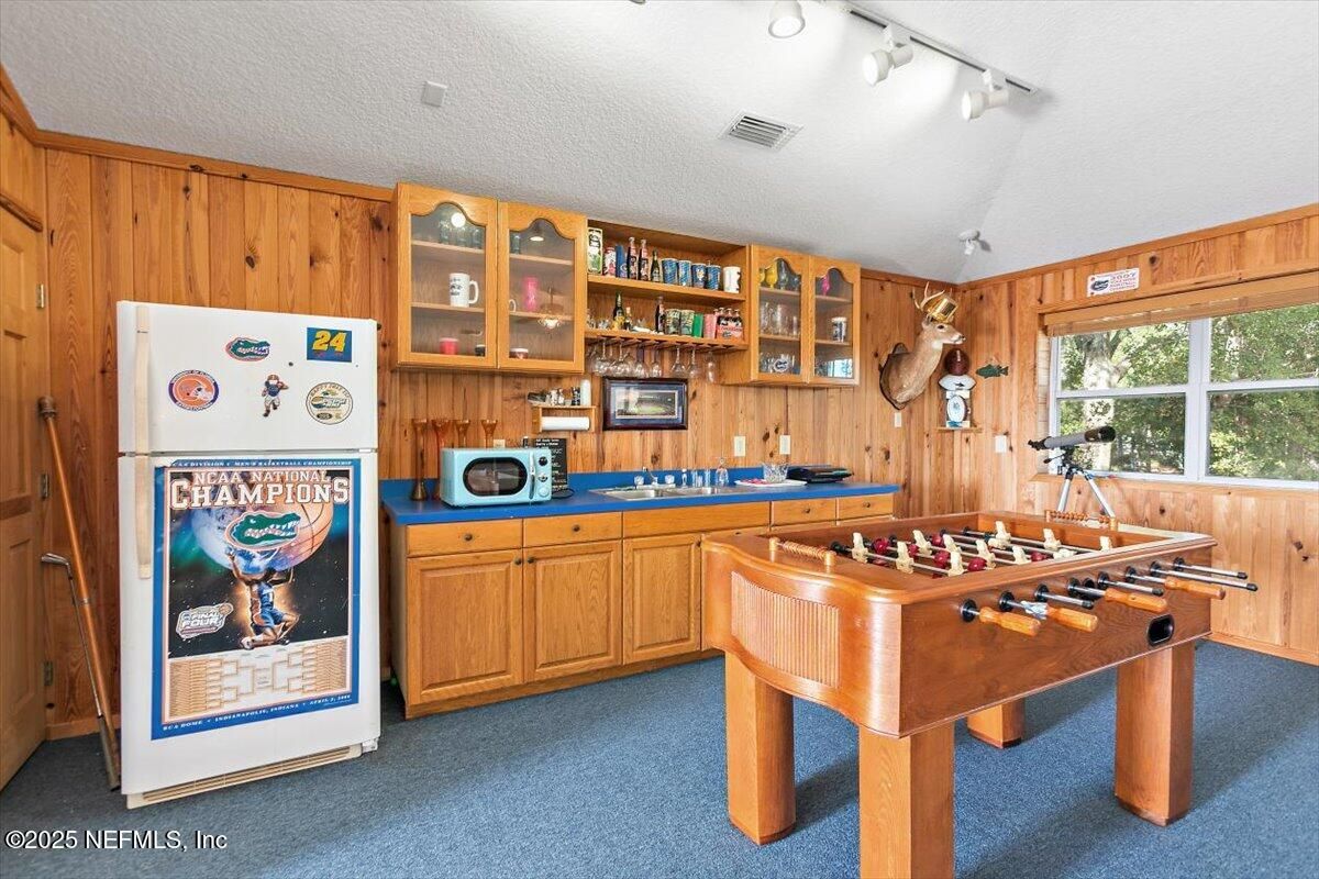 Game Room, Interior, Wooden Walls