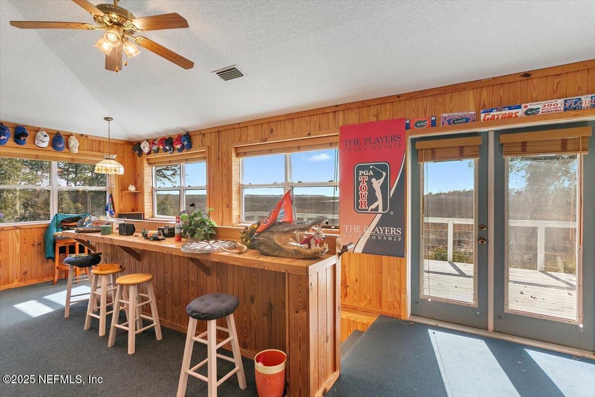 Interior, Pendant Lights, Wooden Walls