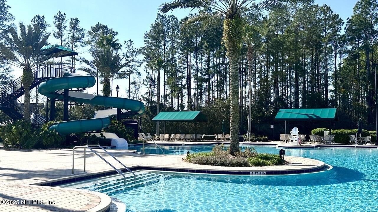 Exterior, Playground, Pool
