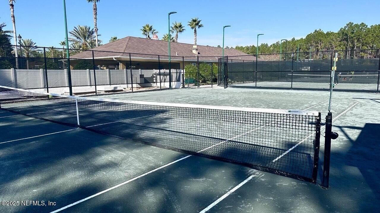 Exterior, Tennis Courts