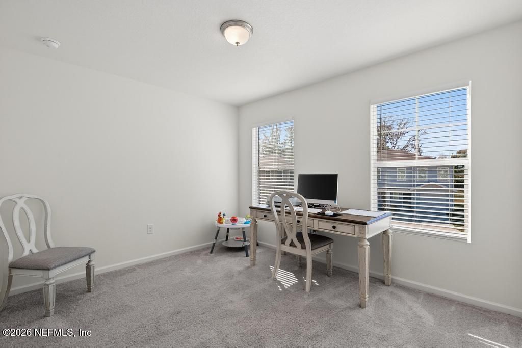 Home Office, Interior