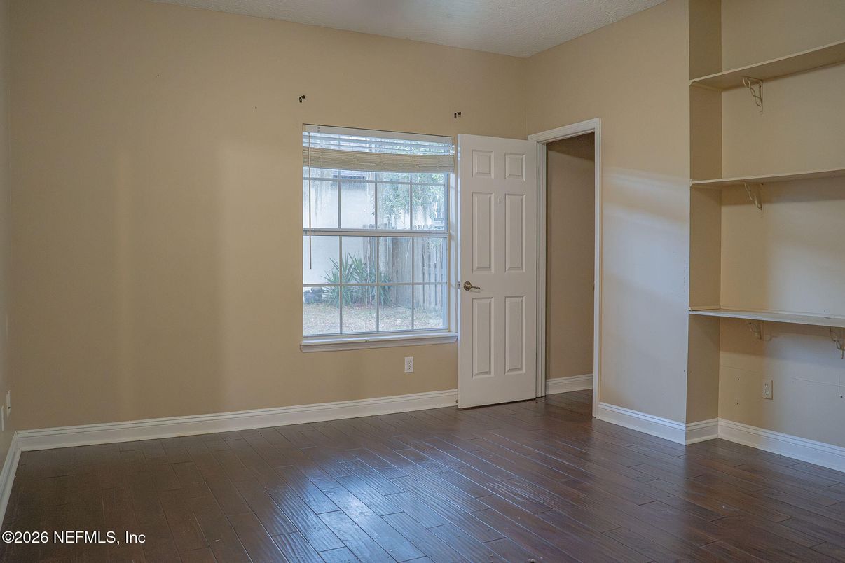 DE Listing image placeholder