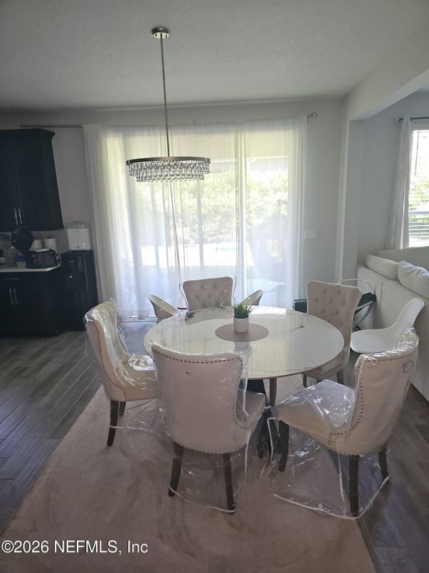 DE Listing image placeholder