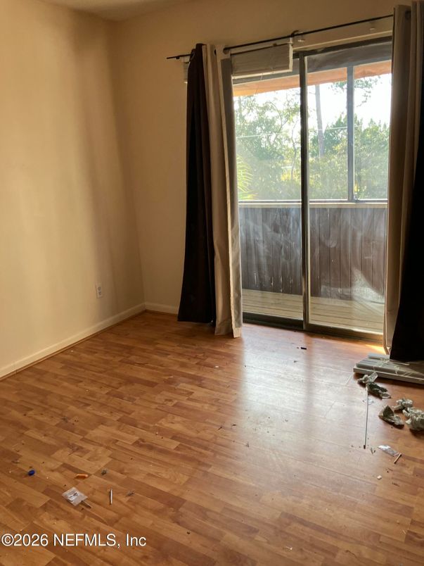 DE Listing image placeholder