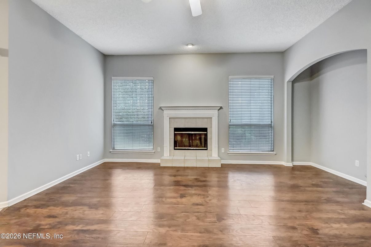 DE Listing image placeholder