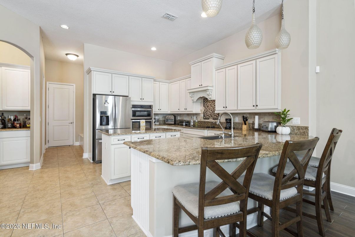 Interior, Kitchen, Pendant Lights, Recessed Lighting, Stainless Steel Appliances