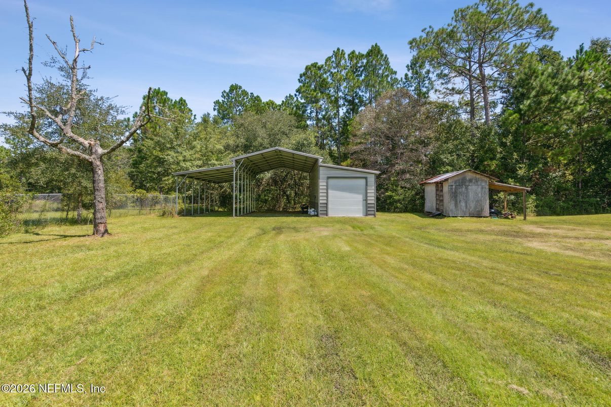 Backyard, Detached Garage, Exterior