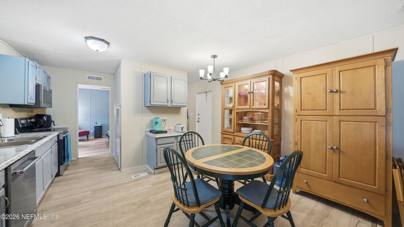 Chandelier, Dining room, Interior, Kitchen, Wood Texture Flooring