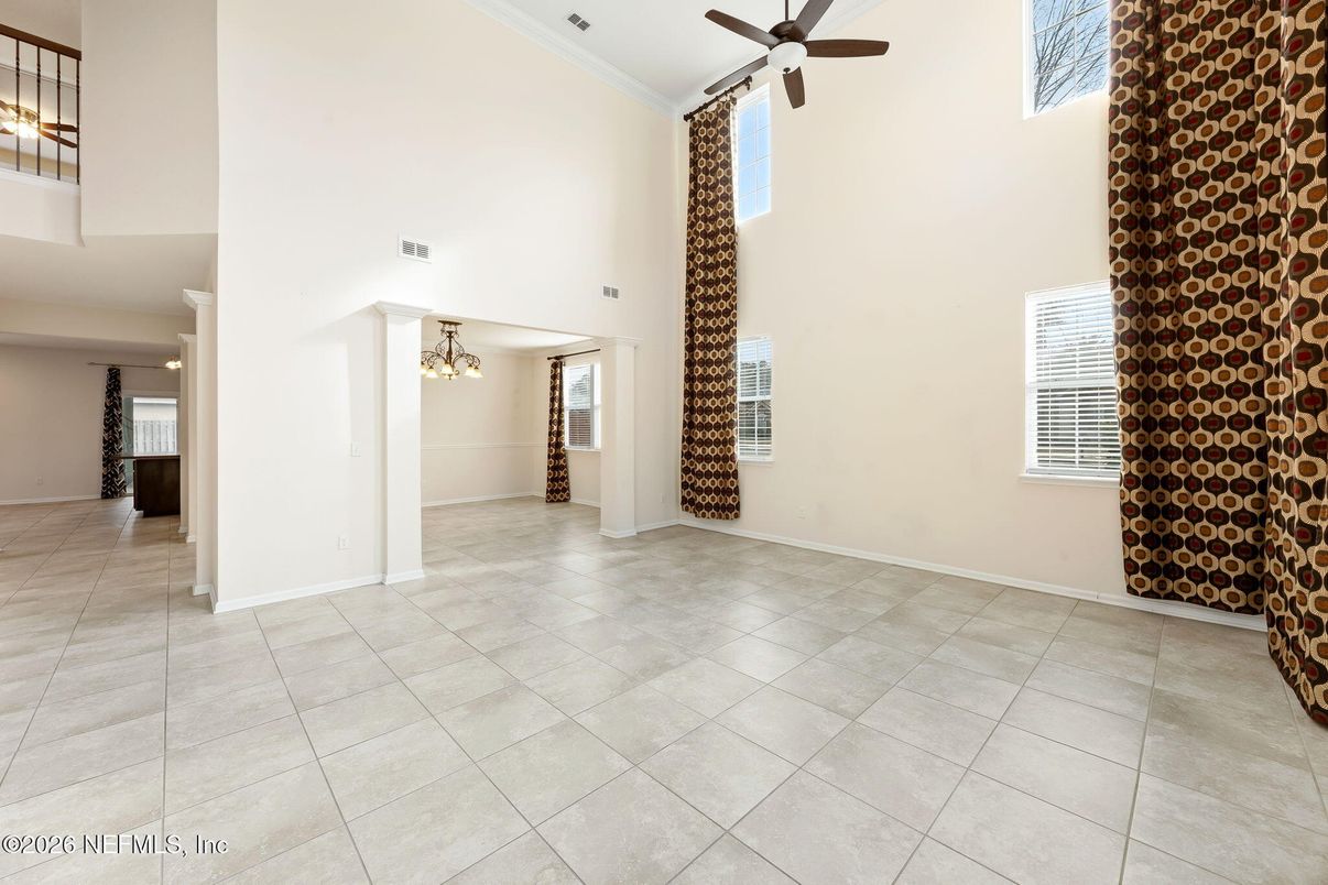 Chandelier, Empty room, Interior