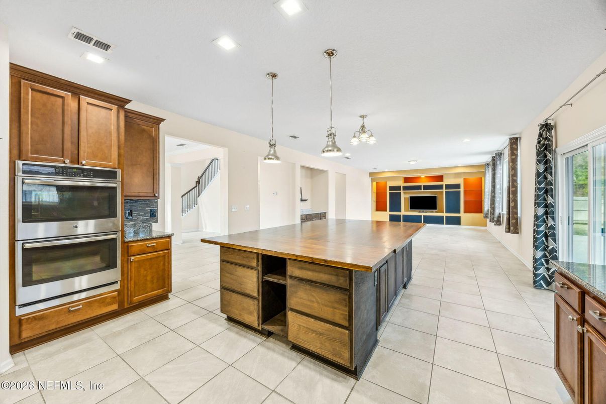 Interior, Kitchen, Pendant Lights, Recessed Lighting, Stainless Steel Appliances
