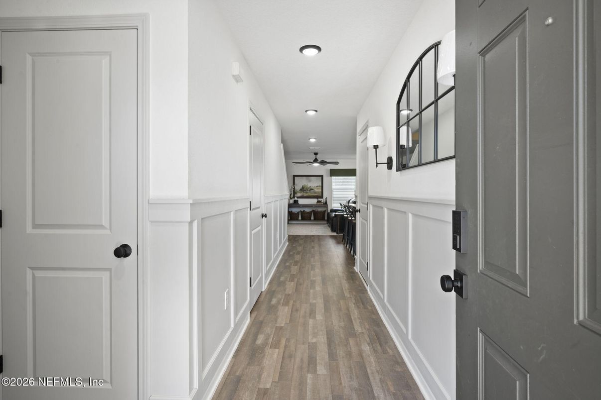 Interior, Recessed Lighting, Wood Texture Flooring