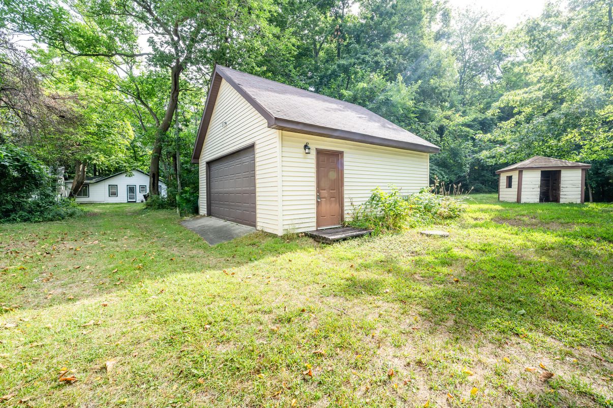 Backyard, Detached Garage, Exterior