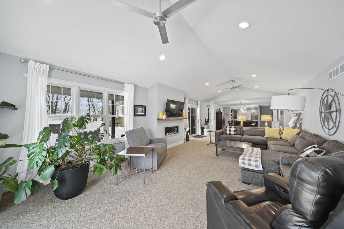 Fireplace, Interior, Living room, Recessed Lighting