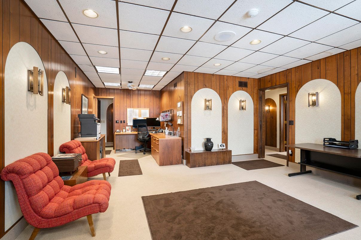 Home Office, Interior, Recessed Lighting, Wooden Walls