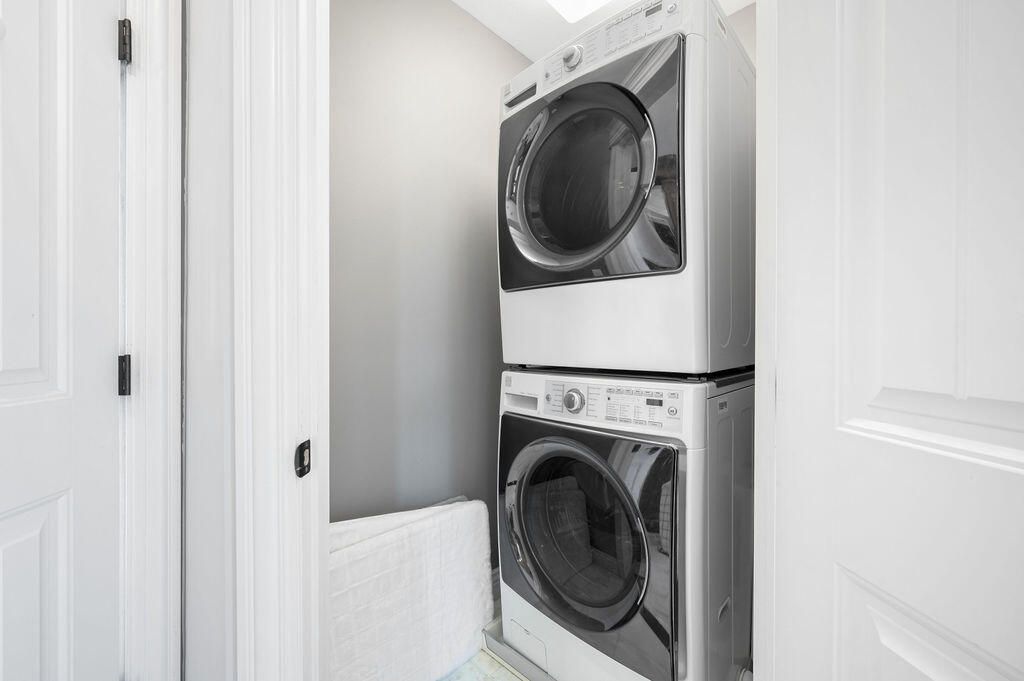 Interior, Utility Closets, Washer