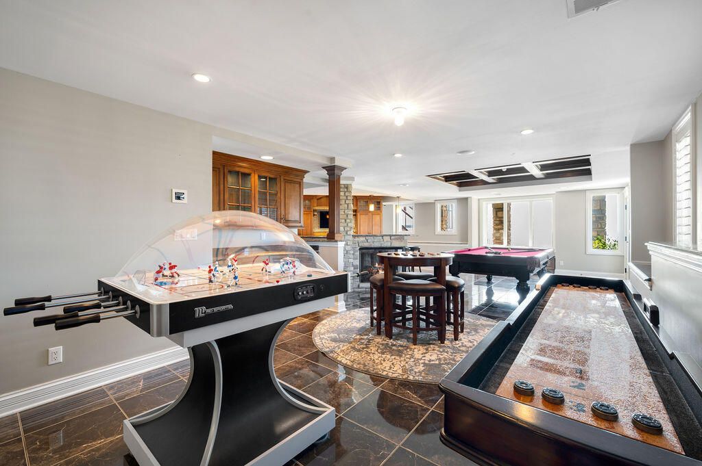 Billiard Table, Game Room, Interior, Kitchen, Pendant Lights, Recessed Lighting