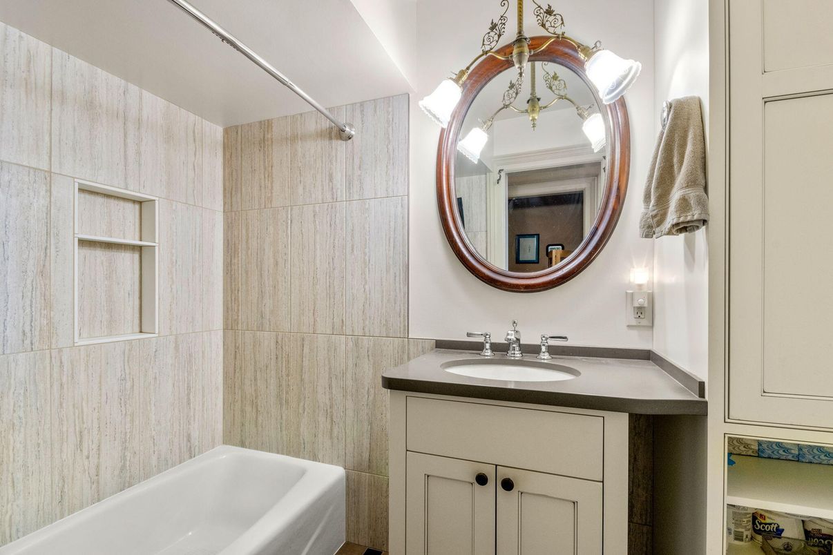 Bathroom, Interior