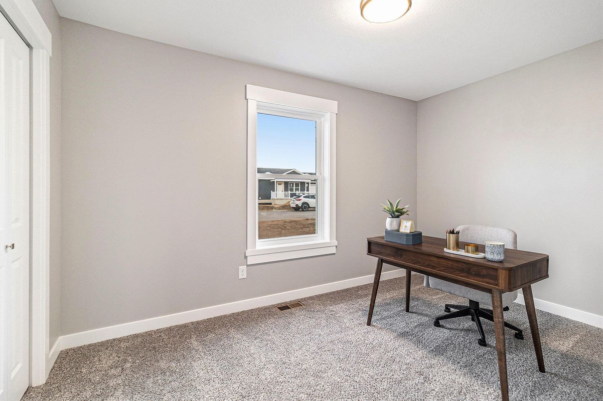 Home Office, Interior