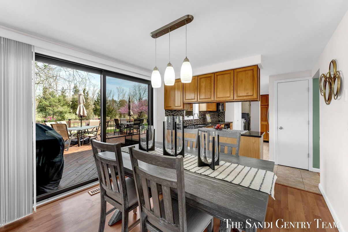 Dining room, Interior, Kitchen, Pendant Lights, Wood Texture Flooring
