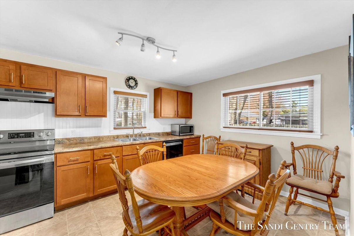 Dining room, Interior, Kitchen