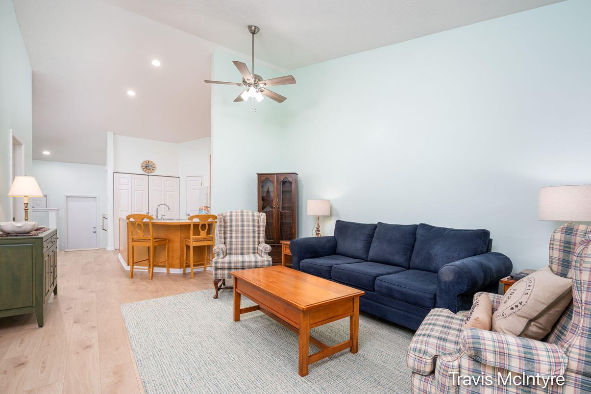 Interior, Living room, Recessed Lighting, Wood Texture Flooring