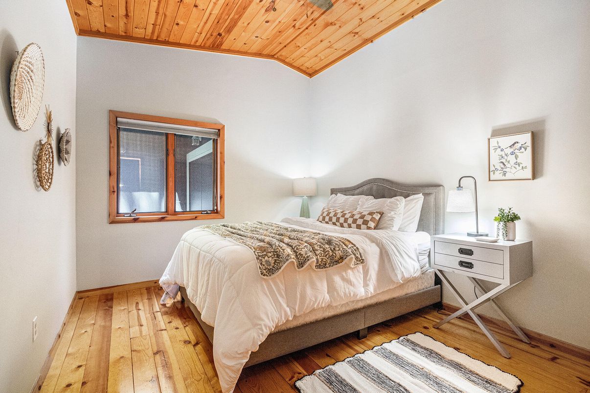 Bedroom, Interior, Wooden Ceilings, Wood Texture Flooring
