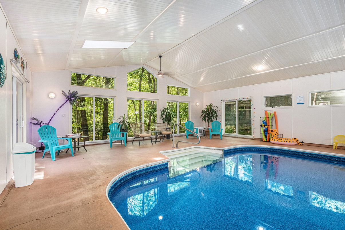 Interior, Pool