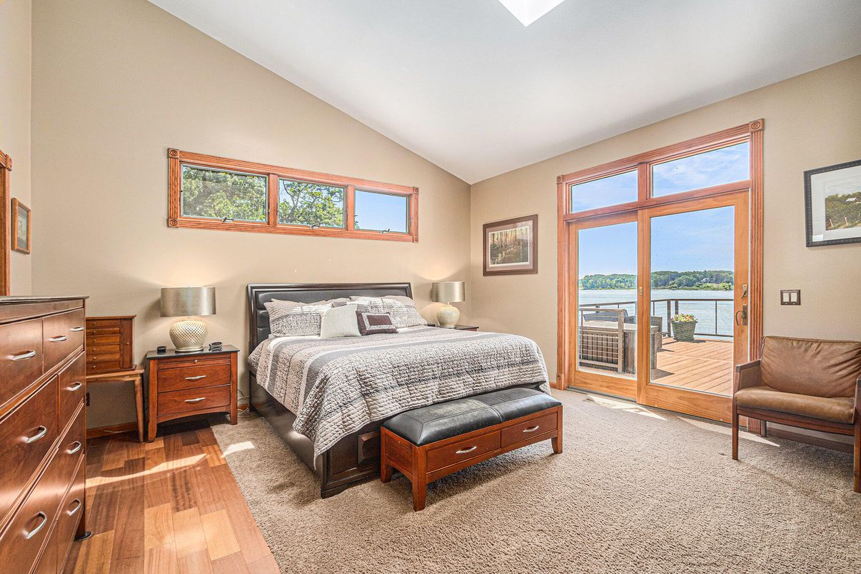 Bedroom, Interior, Water, Wood Texture Flooring